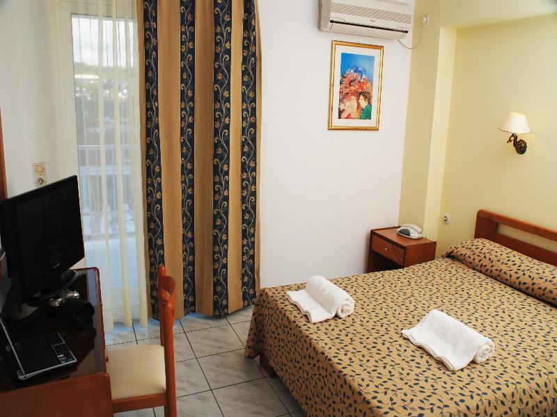 Planos Apart Hotel Buitenkant foto
